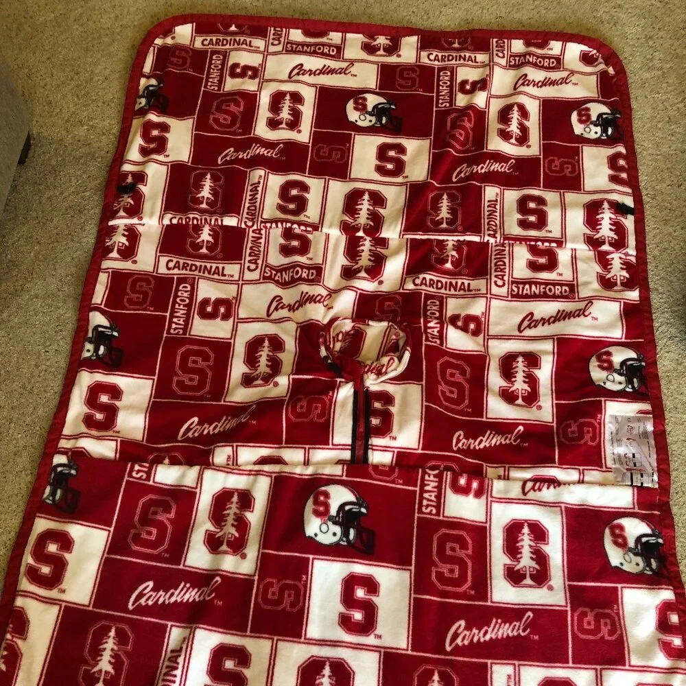 Uphill - Stanford Cardinal Stadium Sports Poncho/Fleece Blanket - NEW/Never used - Picture 1 of 8